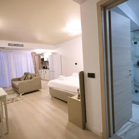 Diamond Titanic Apart-hotel 3*