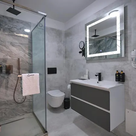 Апарт-отель Diamond Titanic