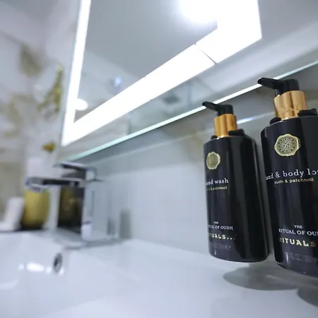 Апарт-отель Diamond Titanic